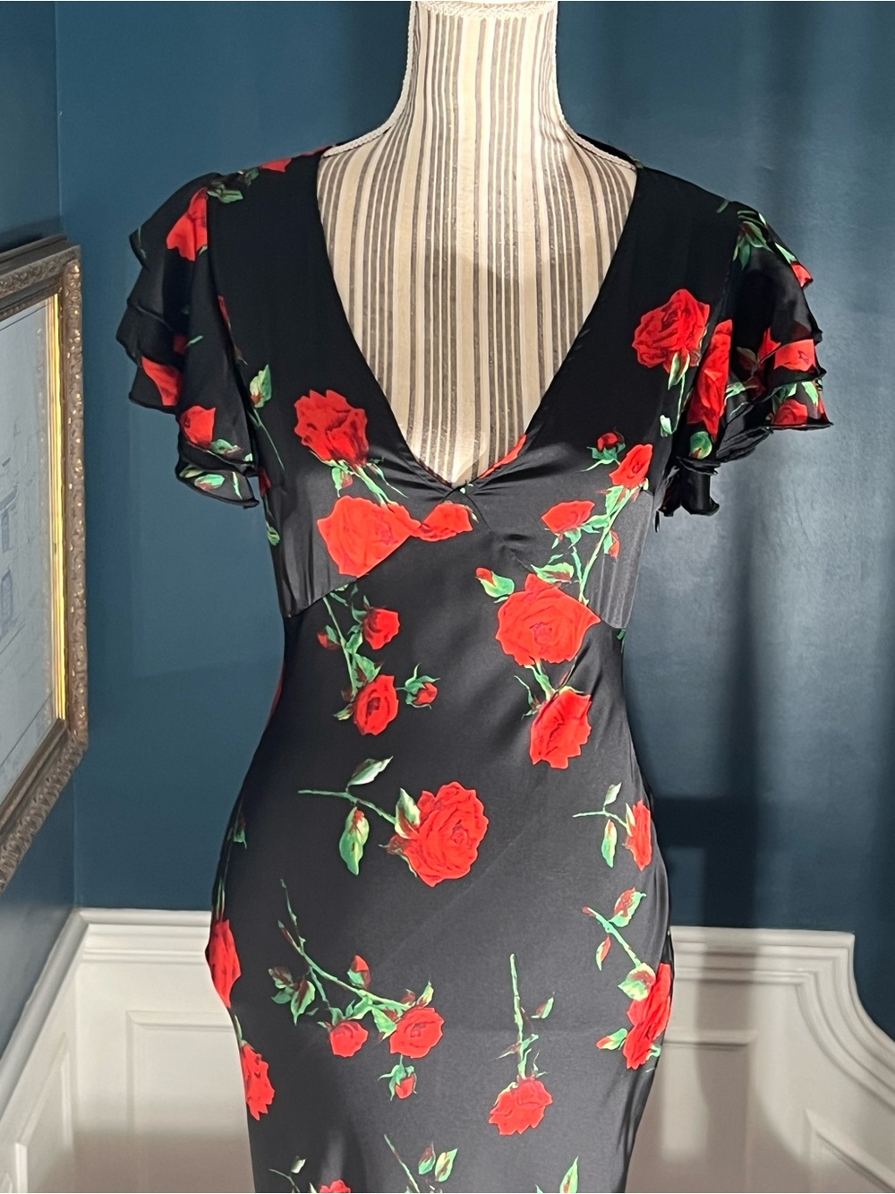 Black Floral V-Neck Mermaid Dress with Red Rose Print mermaid size 6 long D438 - Picture 2 of 14